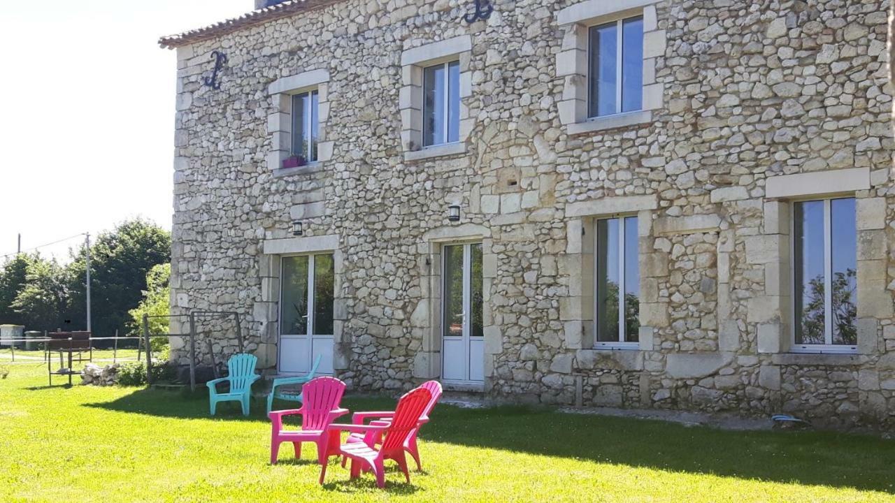 grande girondine aux portes du perigord Bonneville-et-Saint-Avit-de-Fumadières Extérieur photo